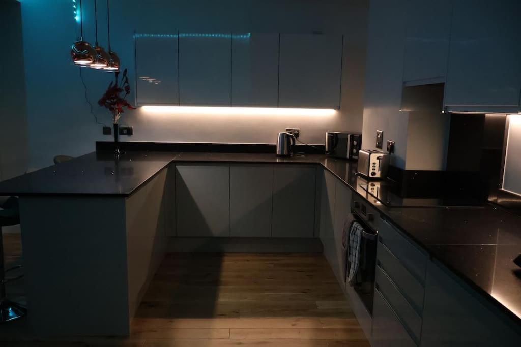 Willa Modern House In Birmingham Zewnętrze zdjęcie