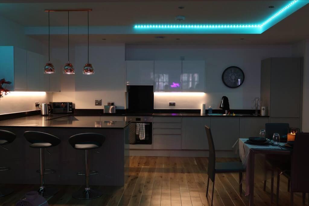 Willa Modern House In Birmingham Zewnętrze zdjęcie